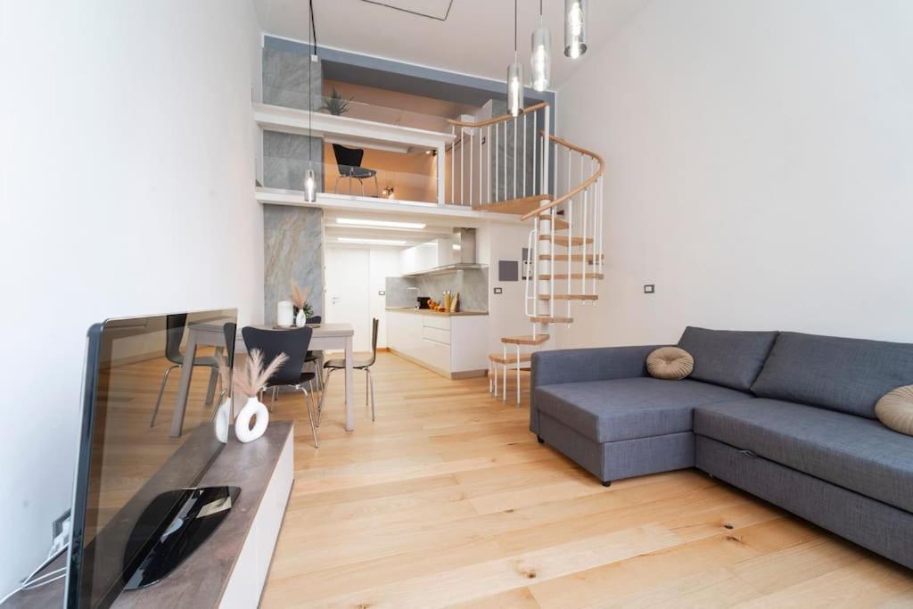 Citta Studi - Lambrate M2 *